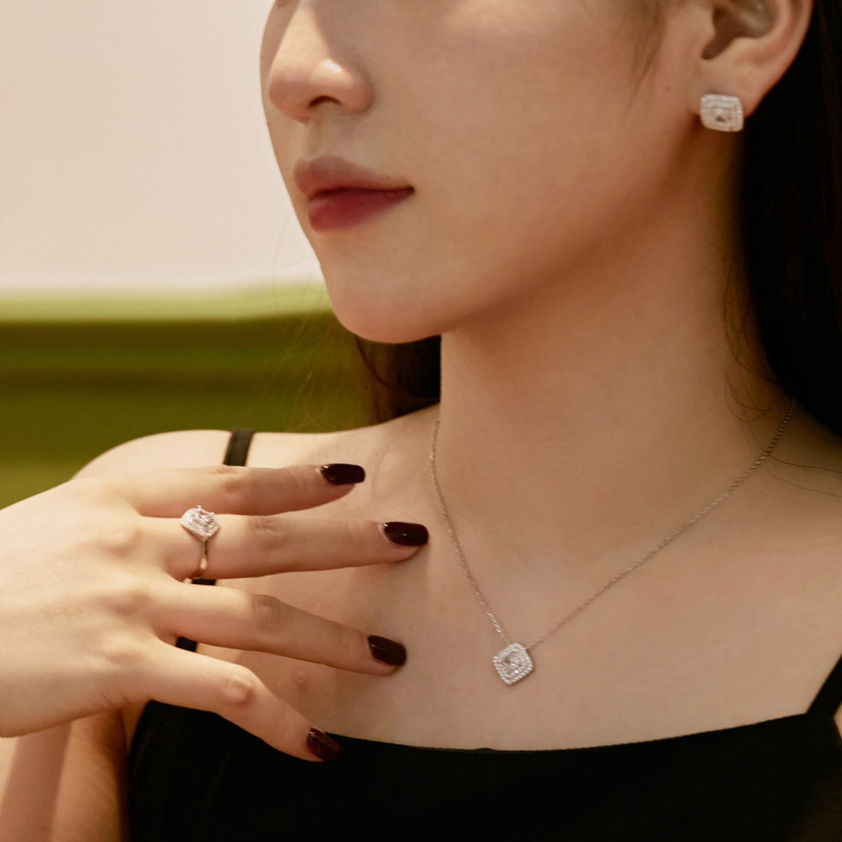 [LUXE]Sparkling Asscher Cut Necklace