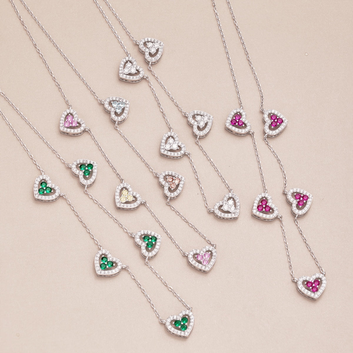 [LUXE]Sparkling Five Heart Necklace