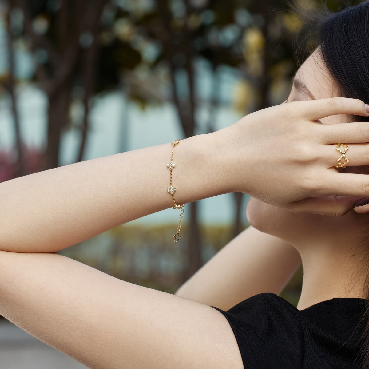 [LUXE]Four-Leaf Clover Hollow Butterfly Bracelet