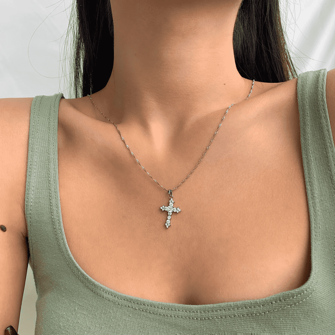 [LUXE]Delicate Cross Shape Necklace