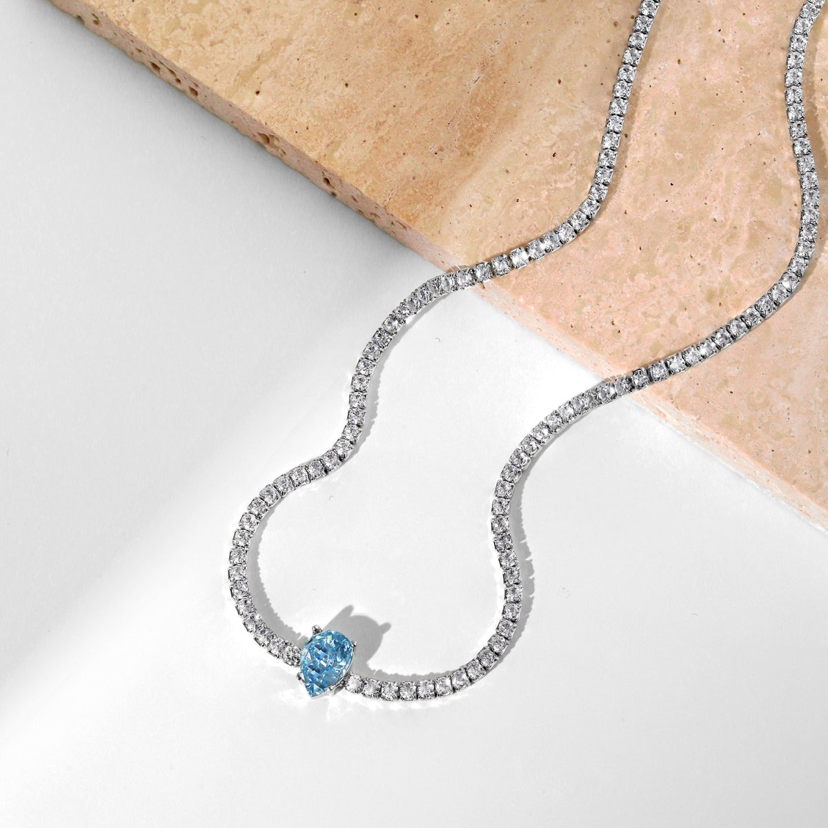 [LUXE]1.0 carat Unique Pear Cut Tennis Necklace