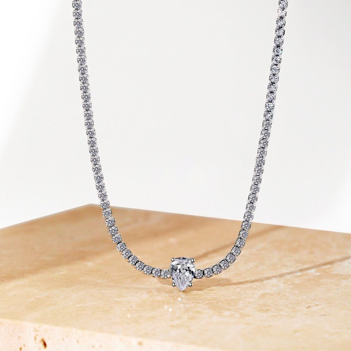 [LUXE]1.0 carat Unique Pear Cut Tennis Necklace