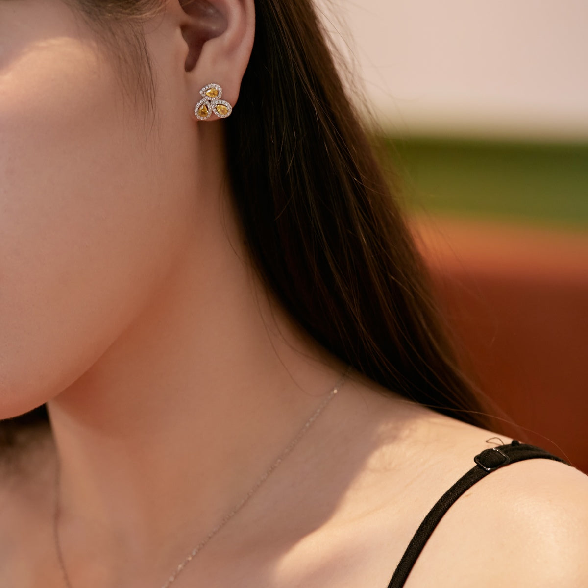 [LUXE]Ornate Flower Shape Pear Cut Lover Earrings