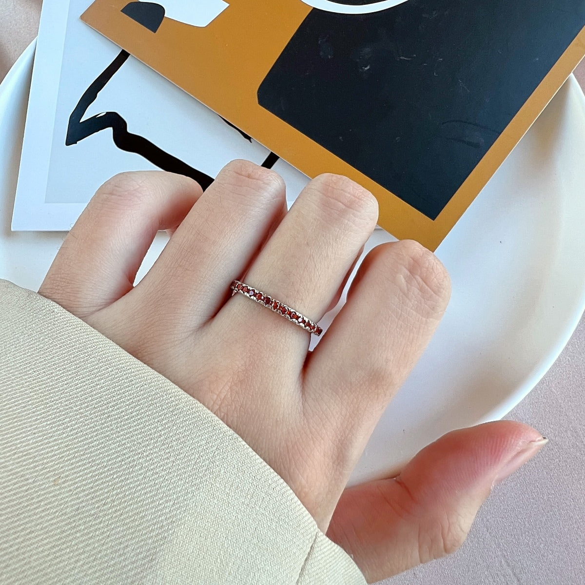 [LUXE]Delicate Sparkling Round Cut Daily Ring