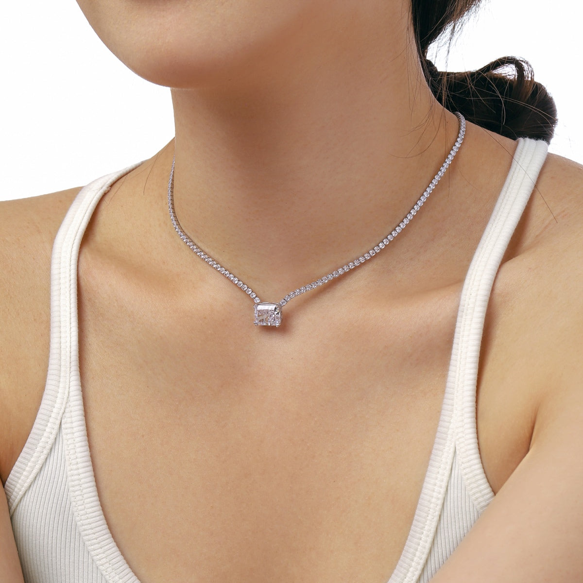 [LUXE]4.0 Carat Elegant Radiant Cut Necklace