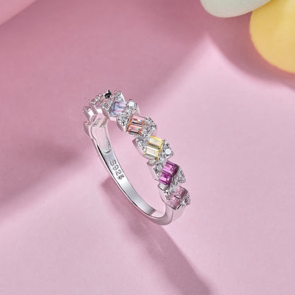 [LUXE]Delicate Vibrant Emerald Cut Daily Ring