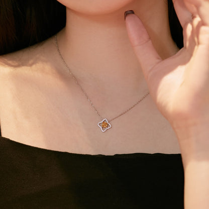 [LUXE]Exquisite Flower Shape Princess Cut Necklace