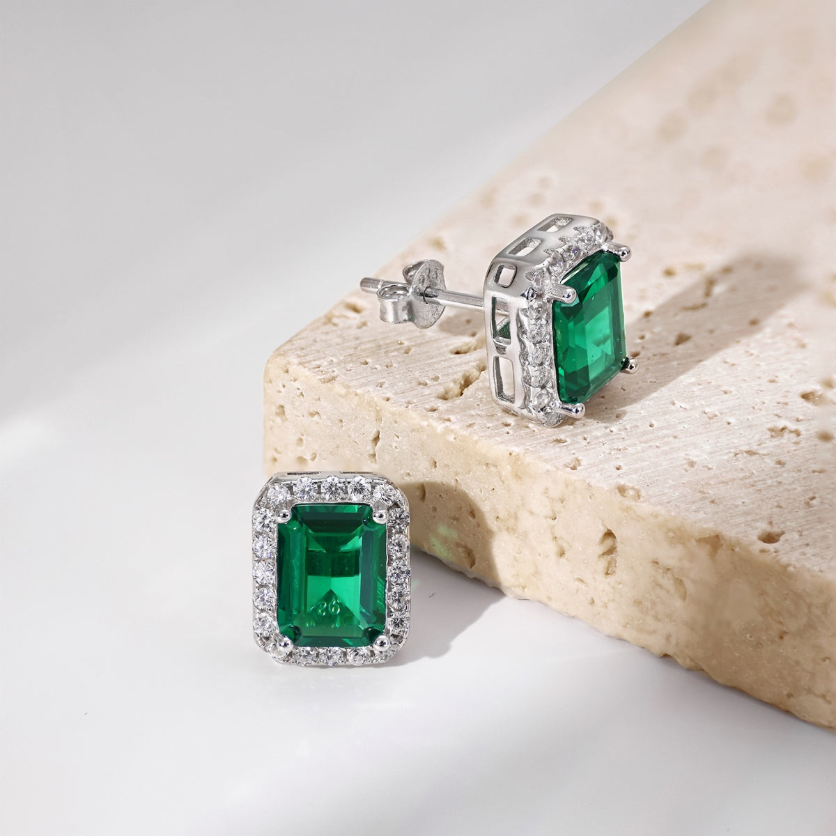 [LUXE]Luxurious Dainty Emerald Cut Banquet Earrings