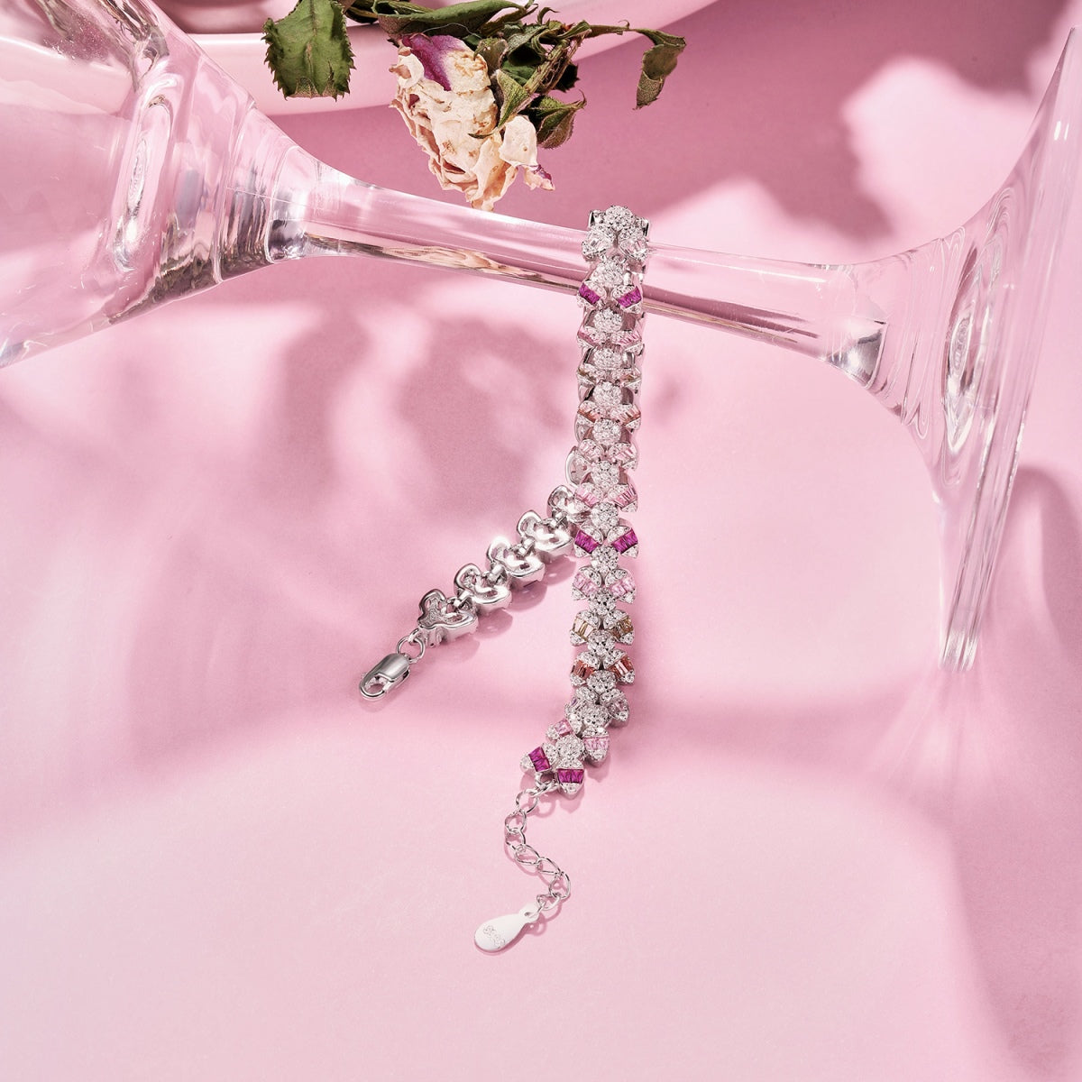 [LUXE]Dainty Exquisite Flower Shape Daily Bracelet