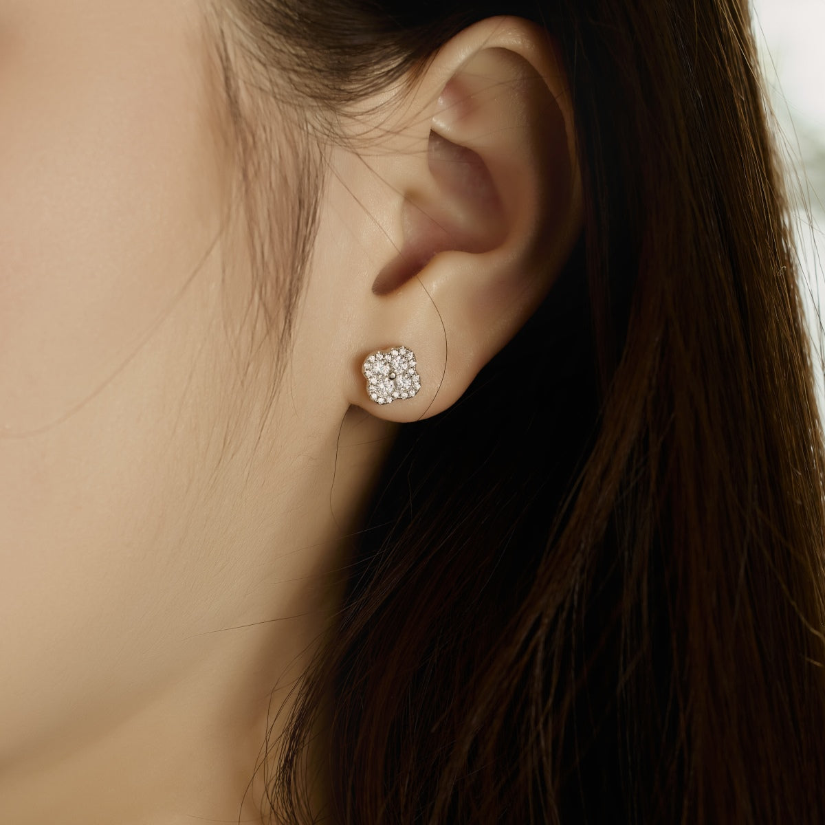 [LUXE]Four-Leaf Clover Flower Shaped Earrings