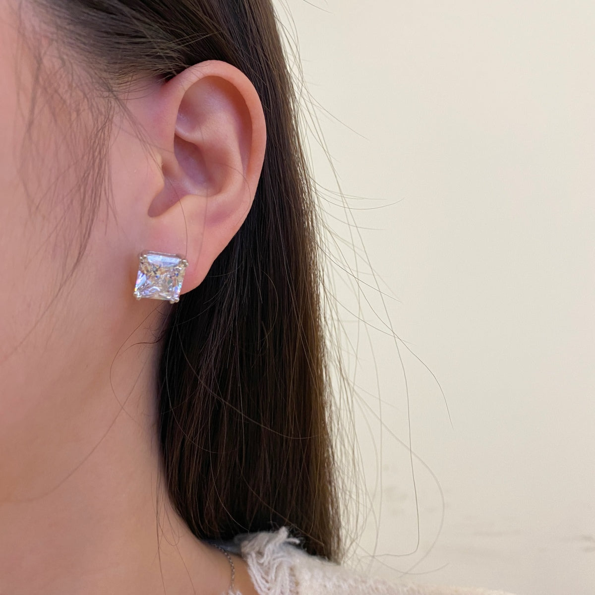 [LUXE]Delicate Square Shape Earrings