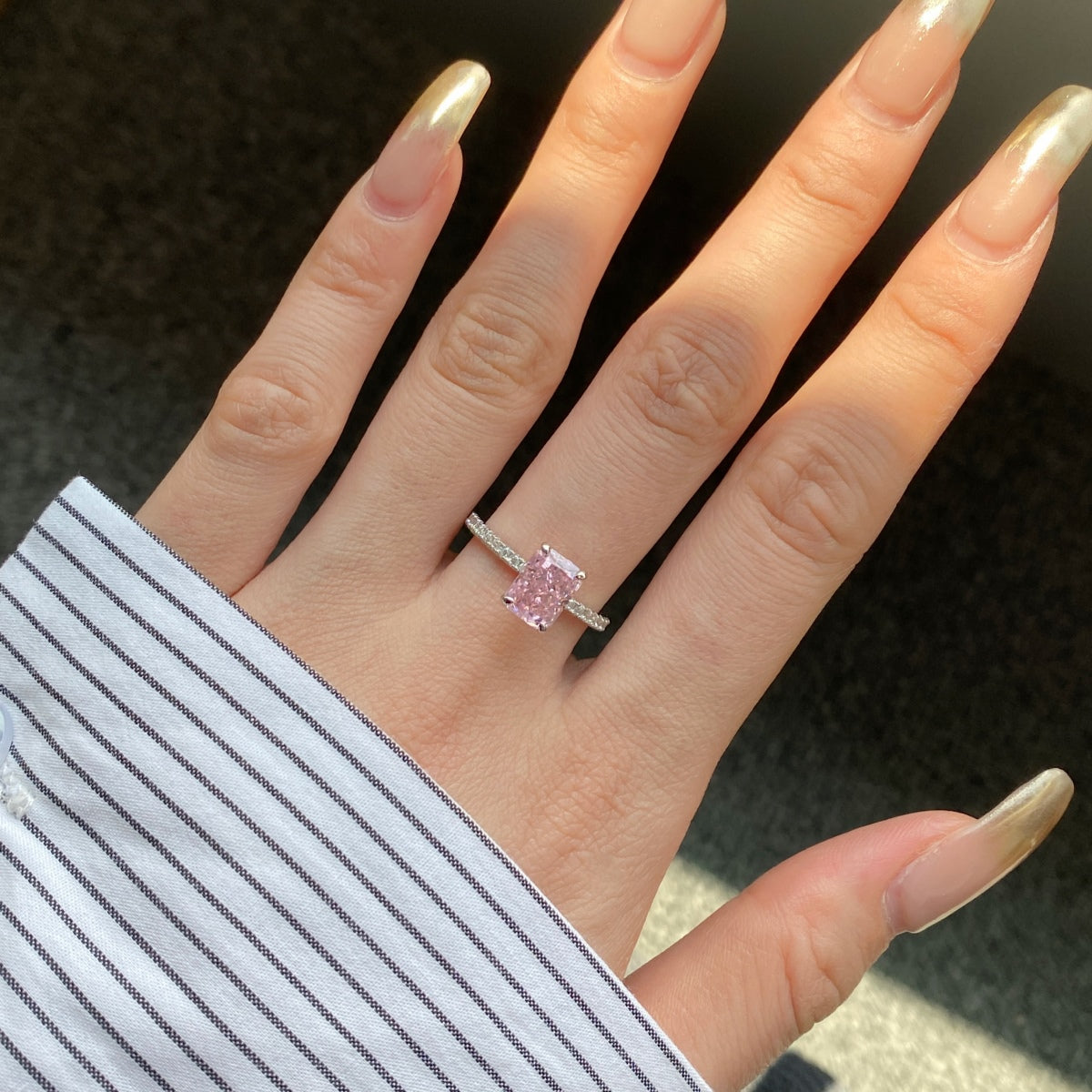 [LUXE]2.0 Carat Dazzling Sparkling Radiant Cut Party Ring