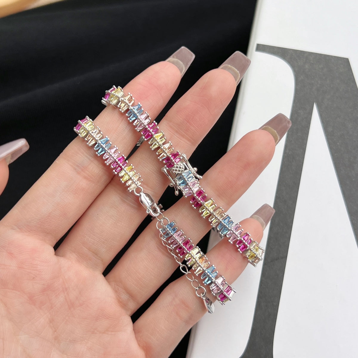 [LUXE]Sparkling Exquisite Multi Cut Party Bracelet