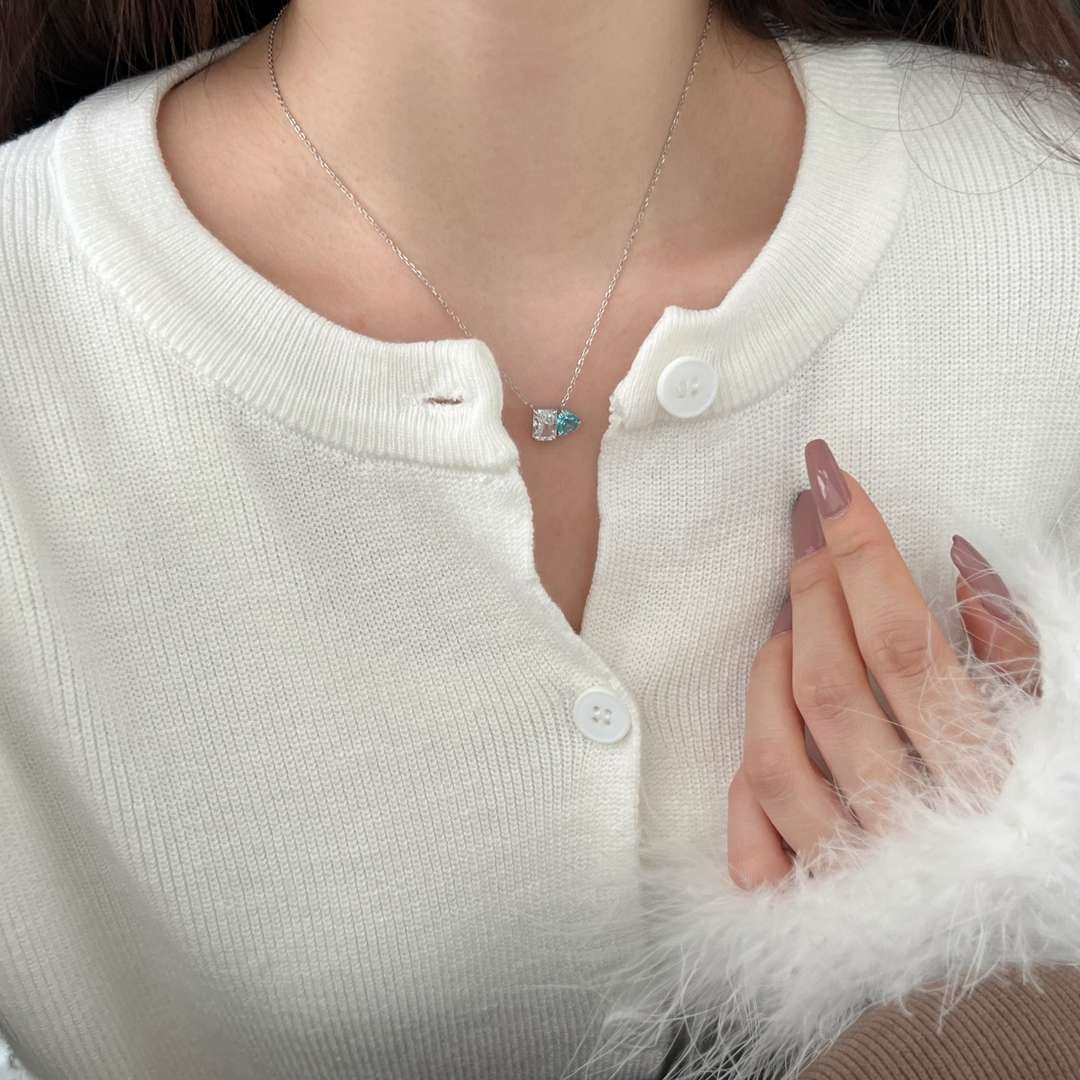 [LUXE]Dazzling Square & Heart Shape Necklace