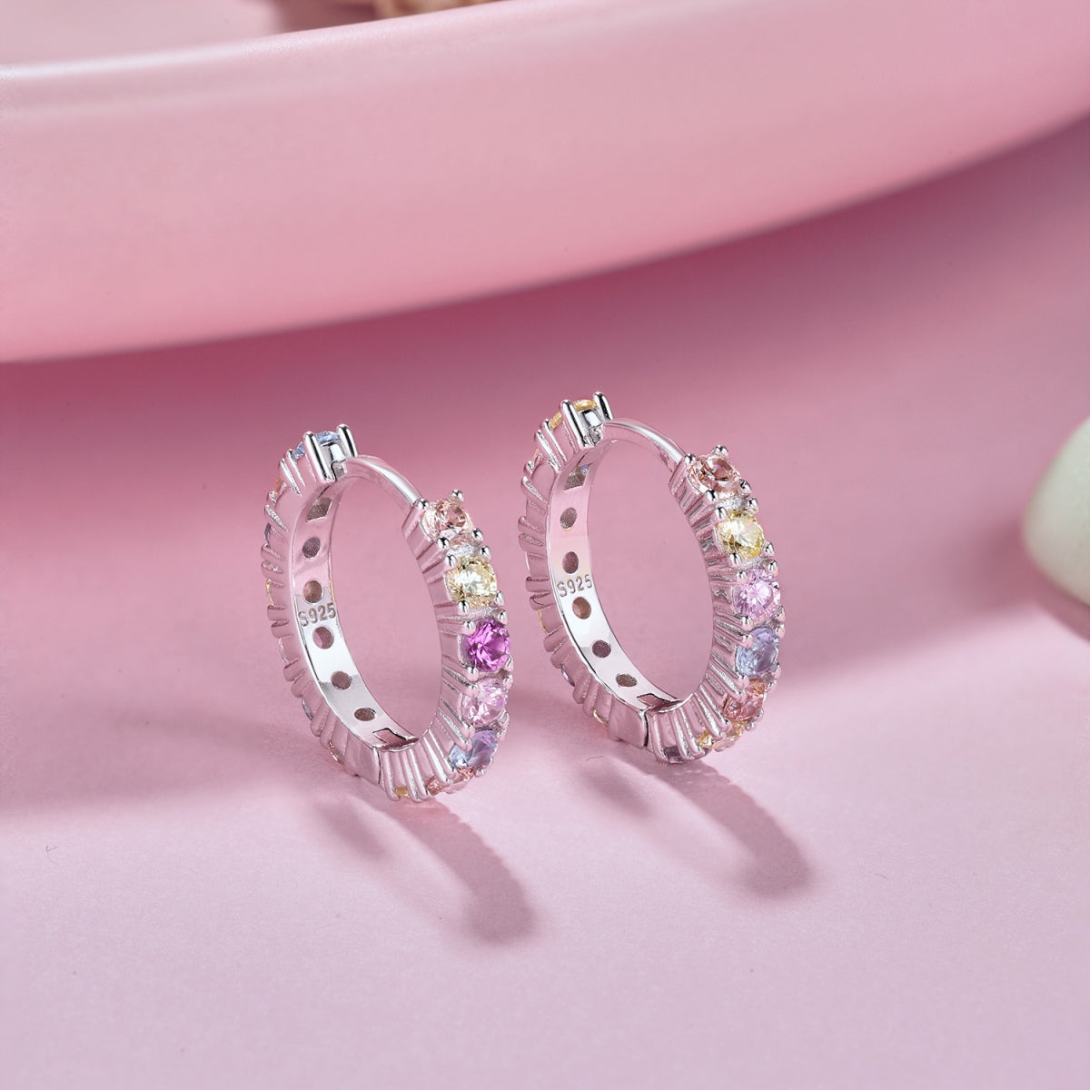 [LUXE]Radiant Colorful Round Cut Earrings