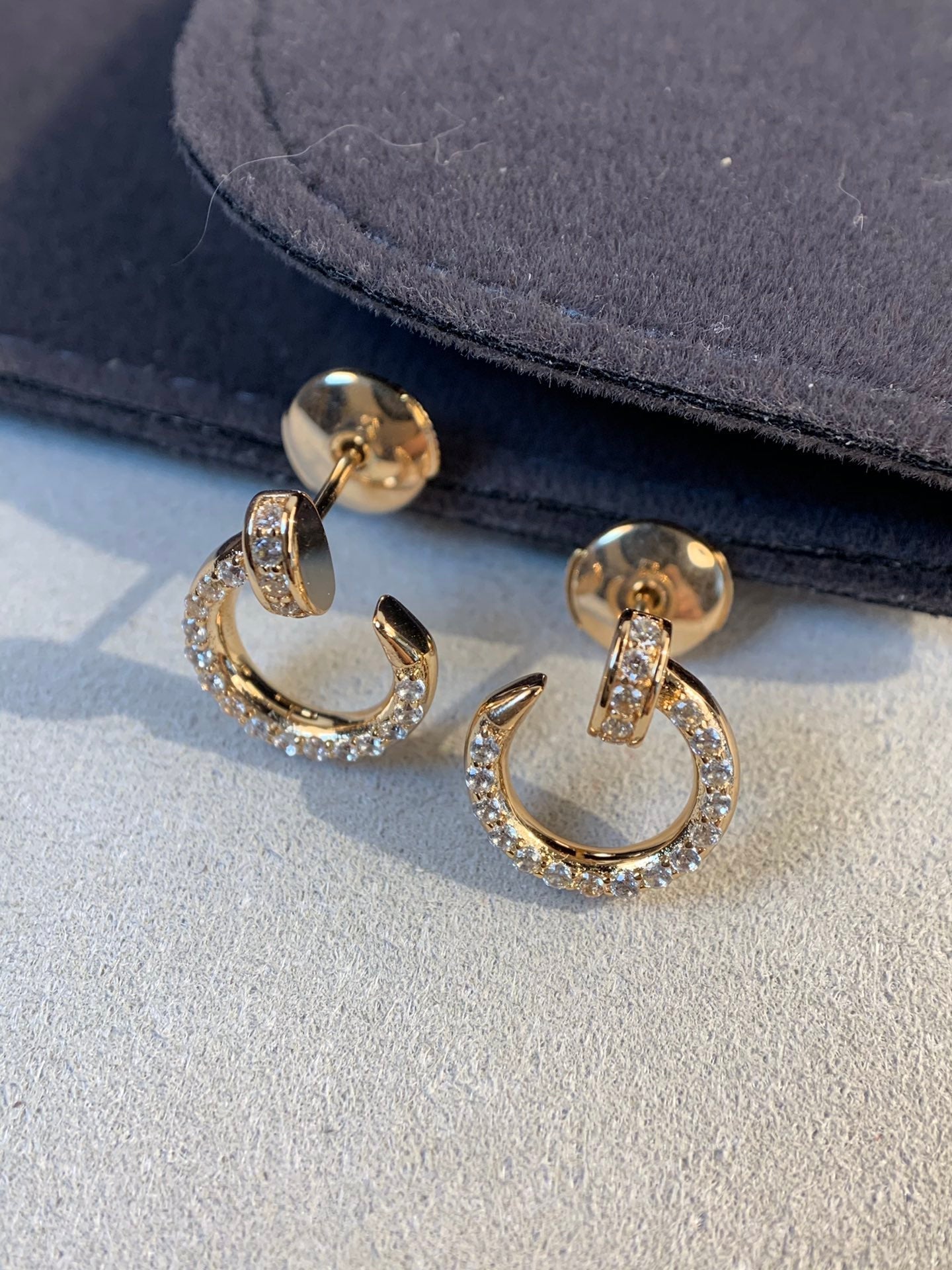 [LUXE]JUSTE EARRINGS GOLD DIAMONDS