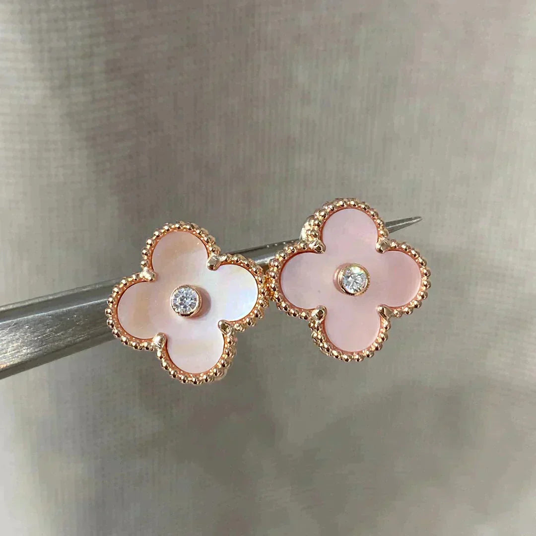 [LUXE] CLOVER MEDIUM 1 MOTIFS  PINK MOP DIAMOND EARRINGS