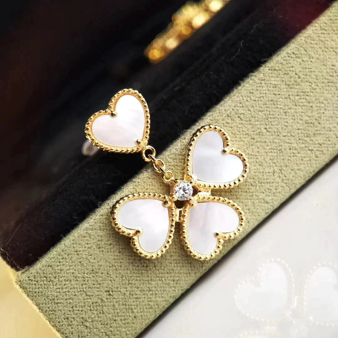 [LUXE] CLOVER SWEET WHITE MOP EARRINGS