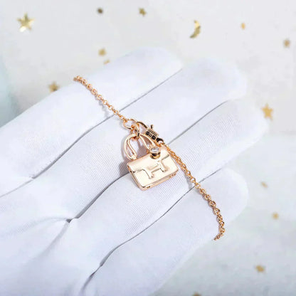 [LUXE]AMULETTE PEDANT ROSE GOLD NECKLACE