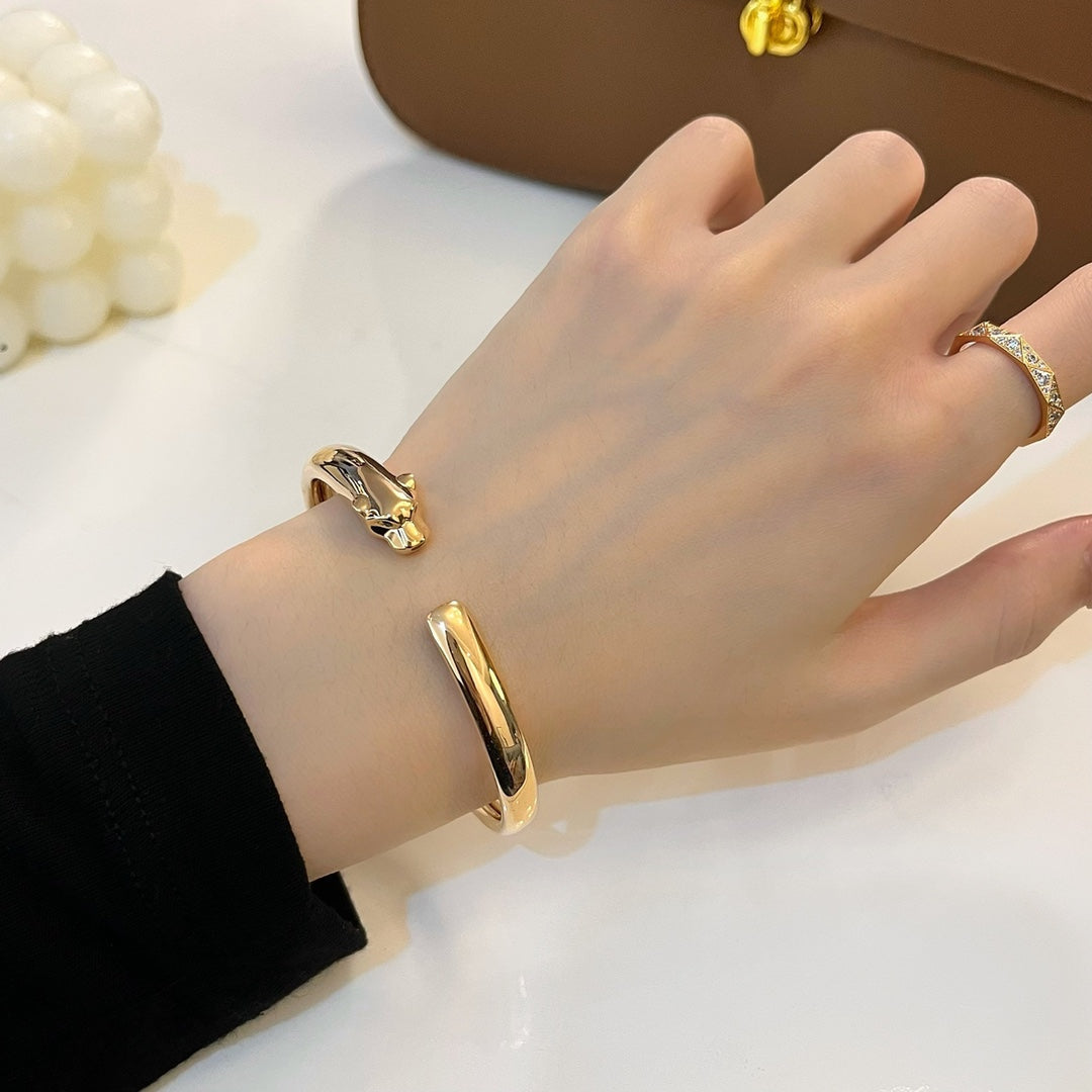 [LUXE]PANTHERE GOLD OPEN BRACELET