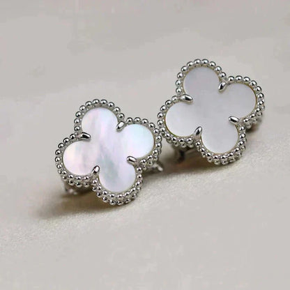 [LUXE] CLOVER MEDIUM 1 MOTIFS  WHITE MOP EARRINGS SILVER