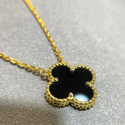 CLOVER 15MM BLACK ONYX SINGLE FLOWER NECKLACE