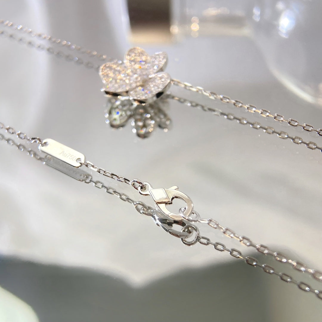 [LUXE] FLOWER DIAMOND NECKLACE