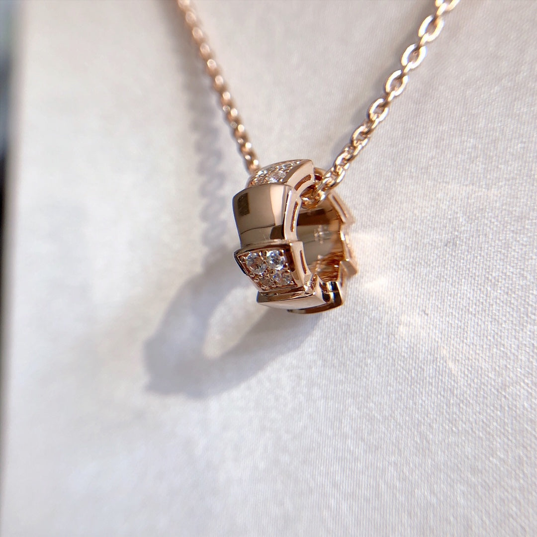 [LUXE]SERPENTI PEDANT DIAMOND PINK GOLD NECKLACE