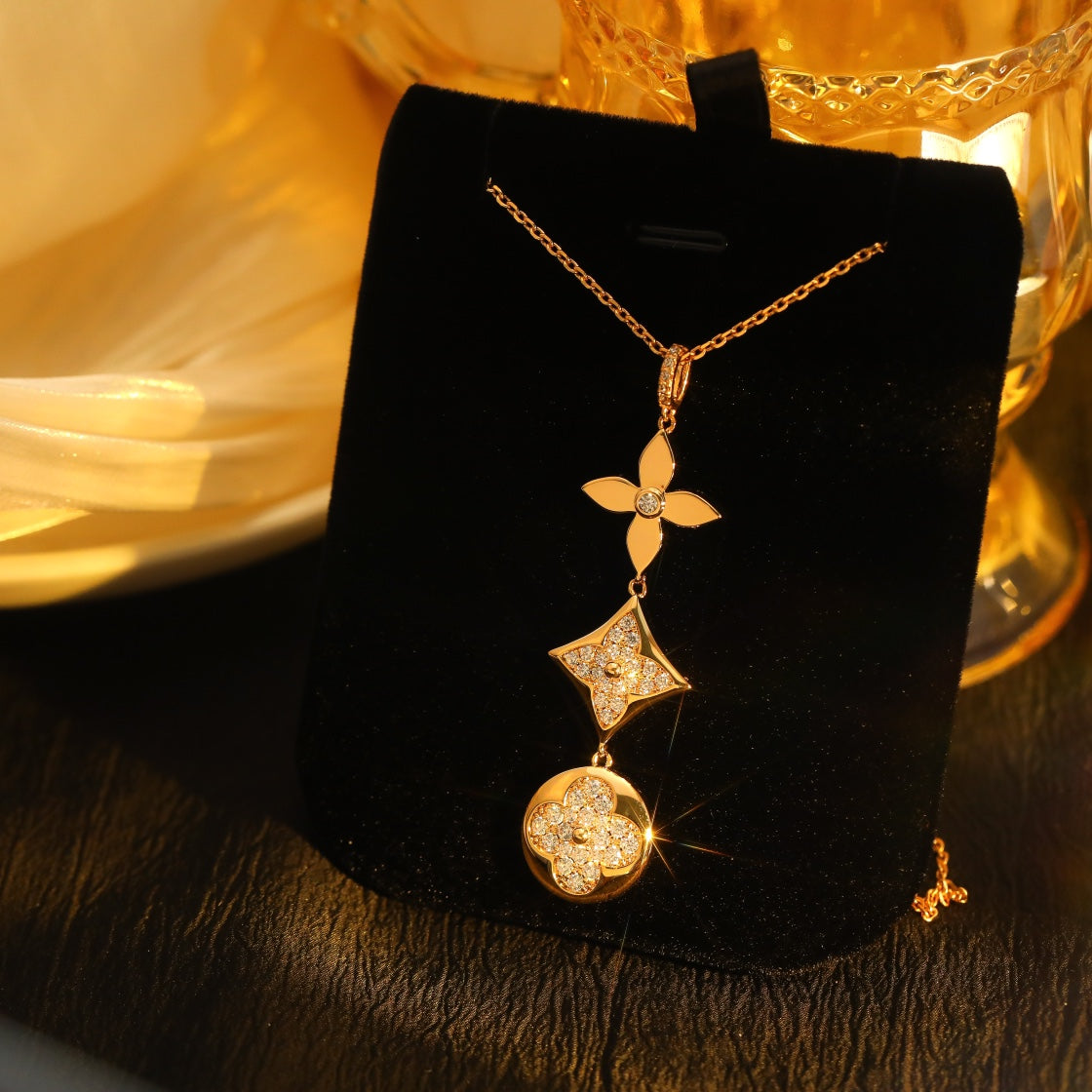 [LUXE]STAR AND SUN DIAMOND PINK GOLD NECKLACE