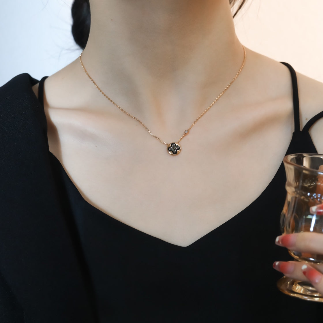 [LUXE]SUN PEDANT PINK GOLD 1 DIAMOND NECKLACE