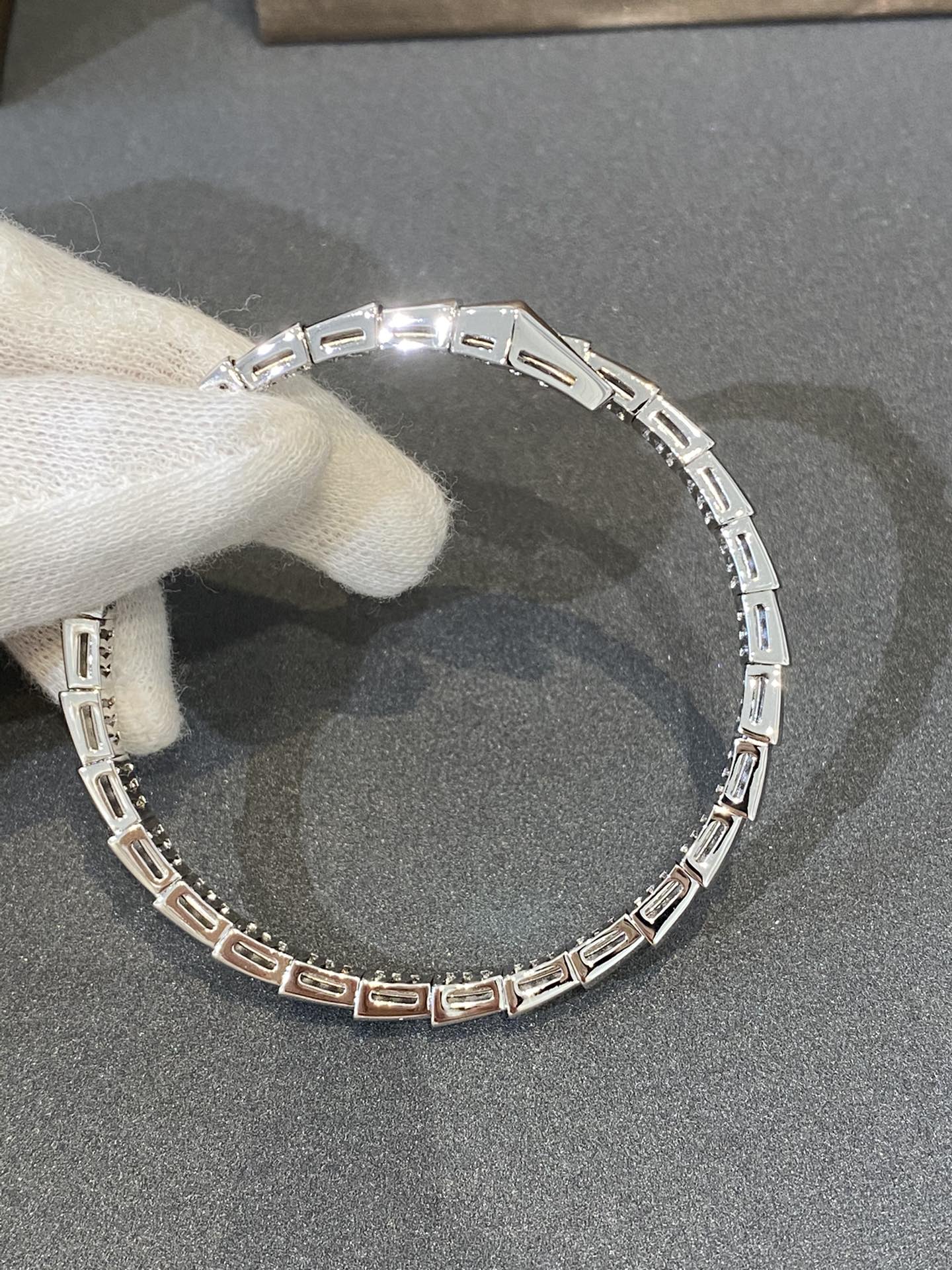 [LUXE]SERPENTI BRACELET DIAMONDS SILVER