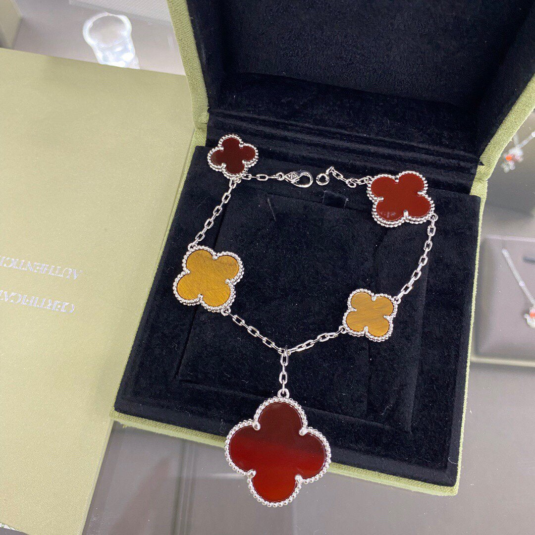 [LUXE] CLOVER 5 MOTIFS SIVLER CARNELIAN TIGER EYE BRACELET