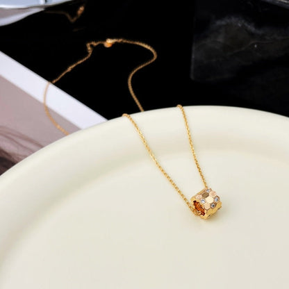 [LUXE]BEE MINI PEDANT DIAMOND NECKLACE