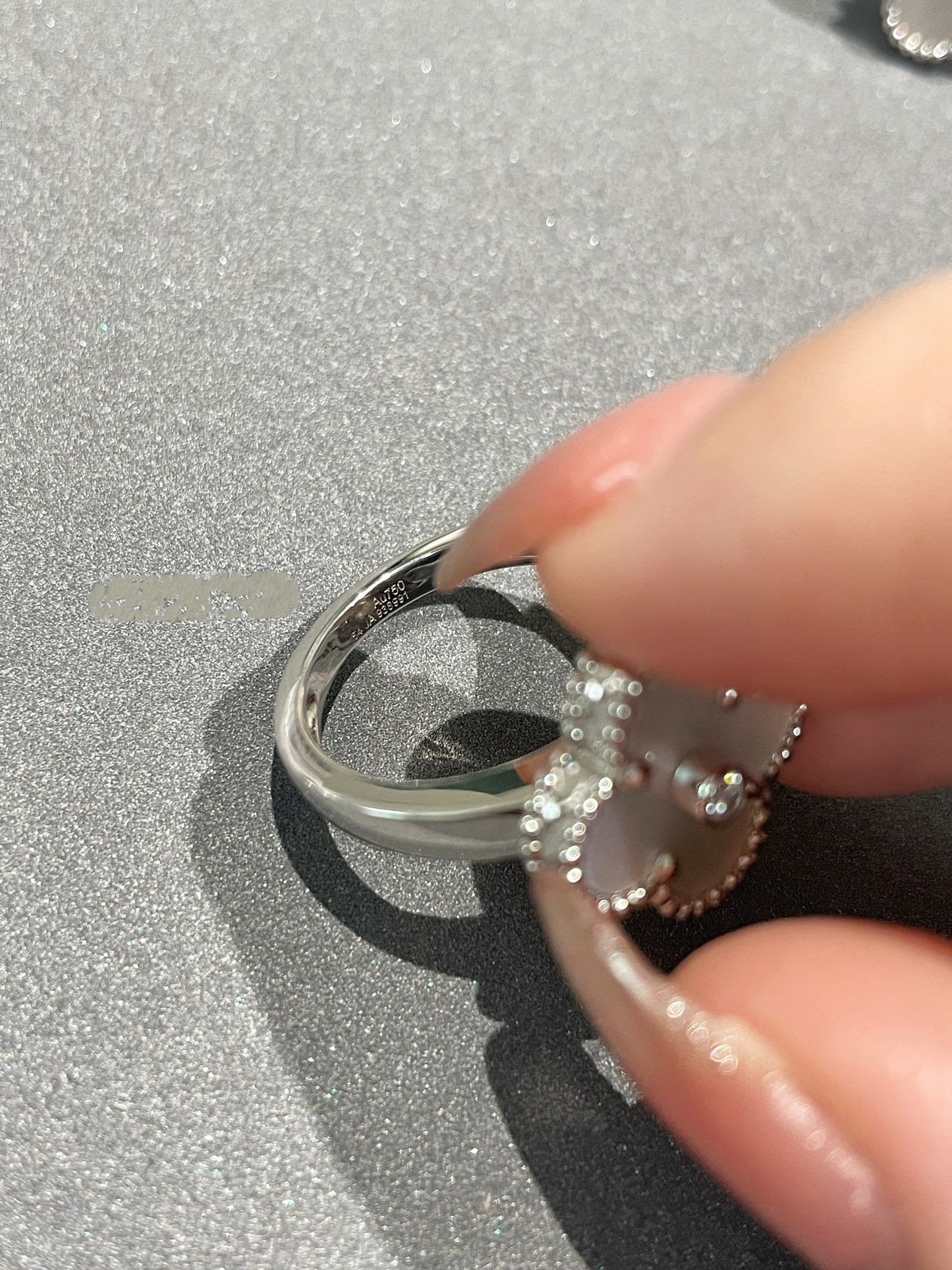 [LUXE] CLOVER SILVER MOP DIAMOND RING