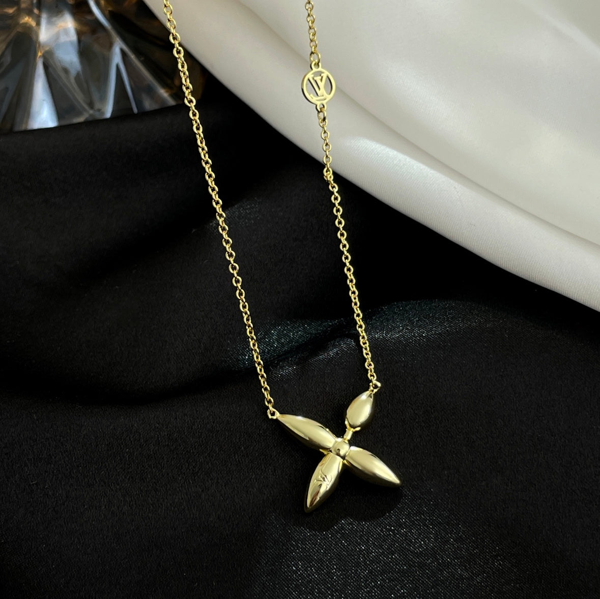 [LUXE]LOUISETTE GOLD NECKLACE