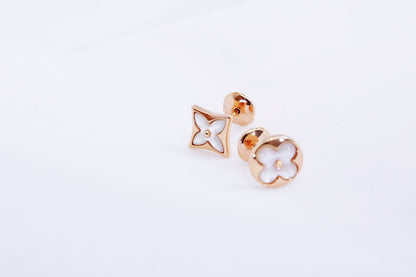 [LUXE]STAR AND SUN PINK GOLD MOP STUD EARRINGS