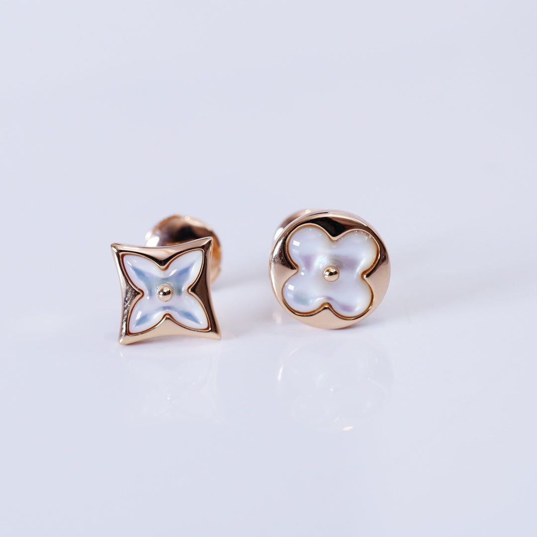 [LUXE]STAR AND SUN PINK GOLD MOP STUD EARRINGS