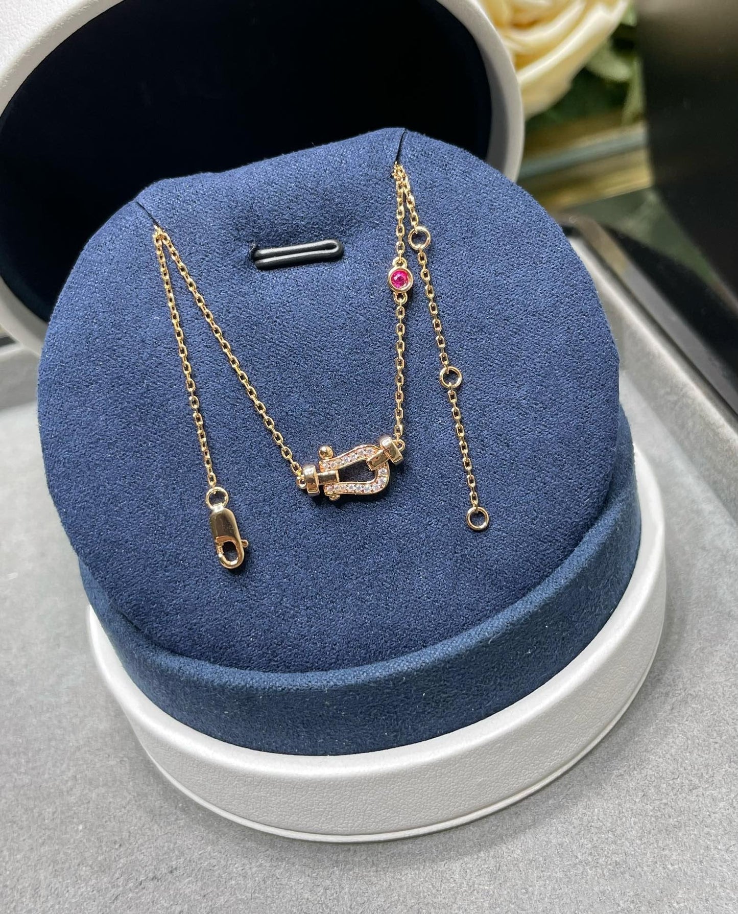 [LUXE]FORCE 10 DIAMOND PINK GOLD NECKLACE