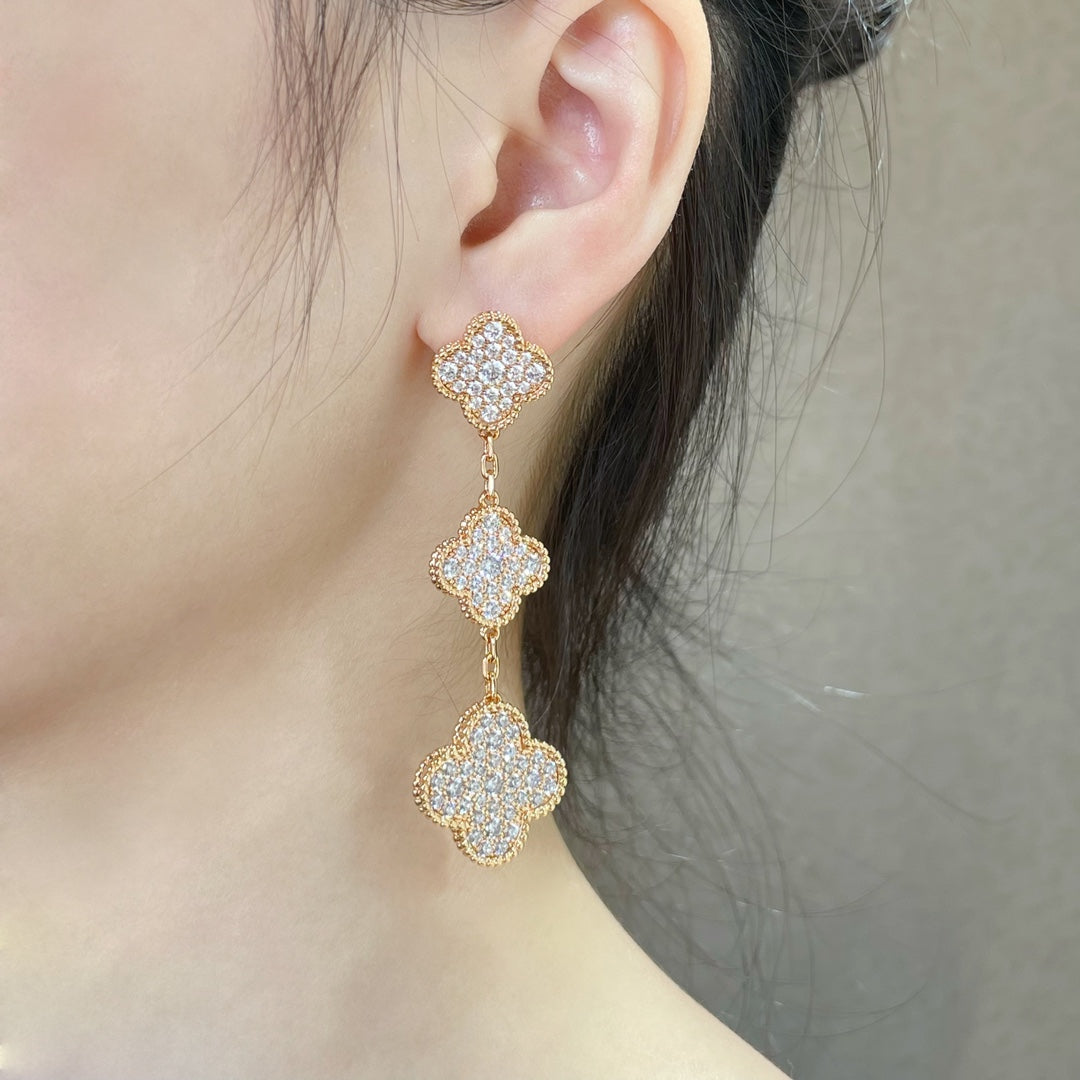 [LUXE] CLOVER 3 MOTIFS DIAMOND PAVED ROSE GOLD EARRINGS