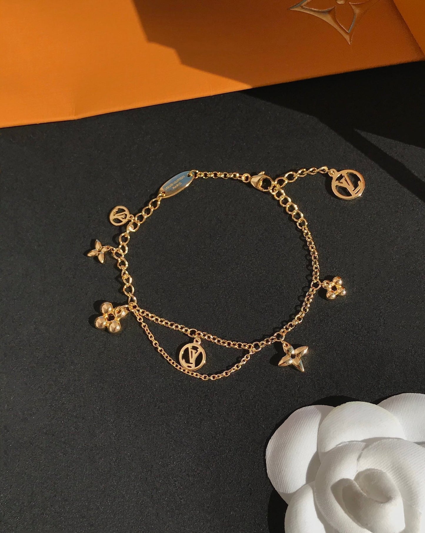 [LUXE]BLOOMING PINK GOLD MOP BRACELET