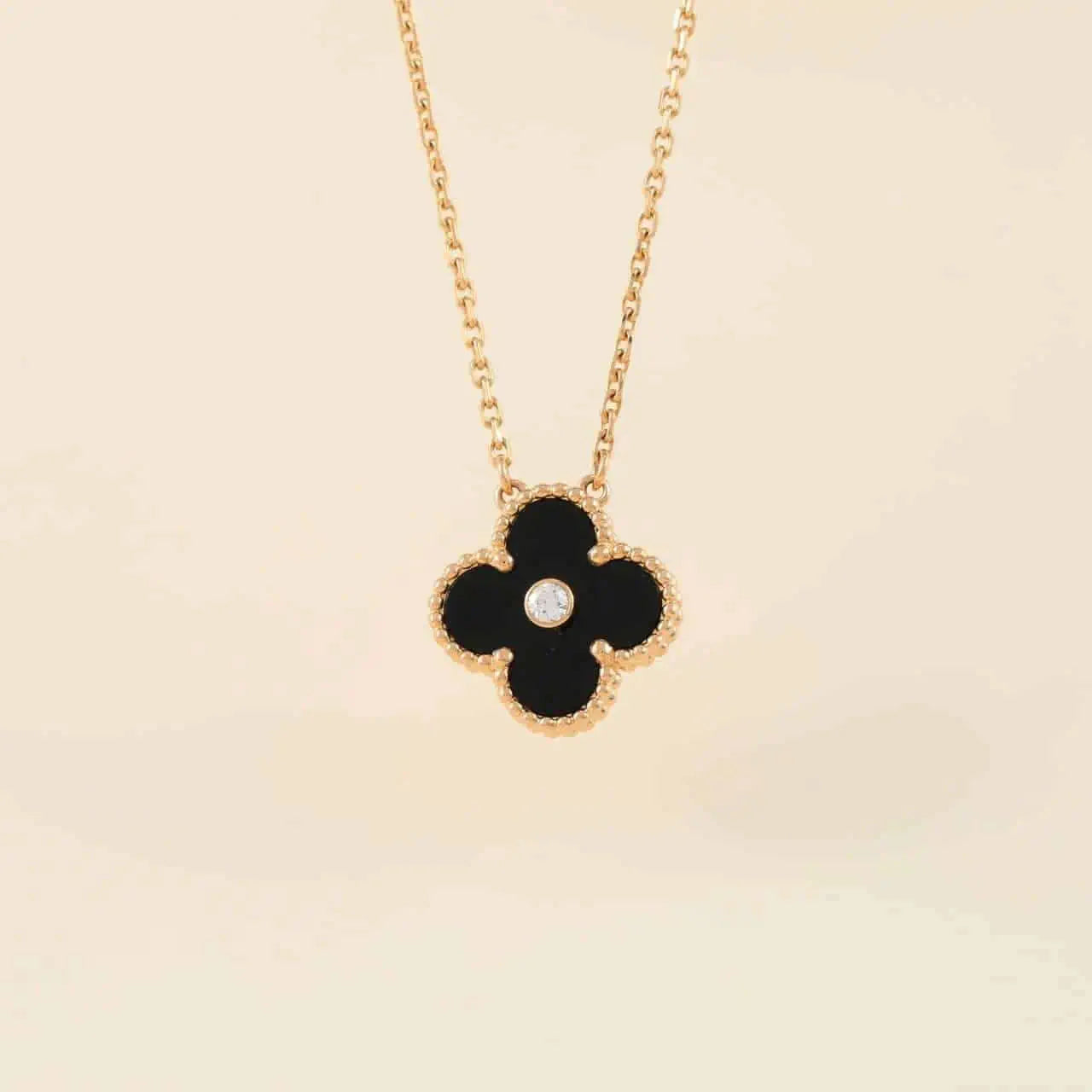 [LUXE] CLOVER 15MM DIAMOND ONYX NECKLACE