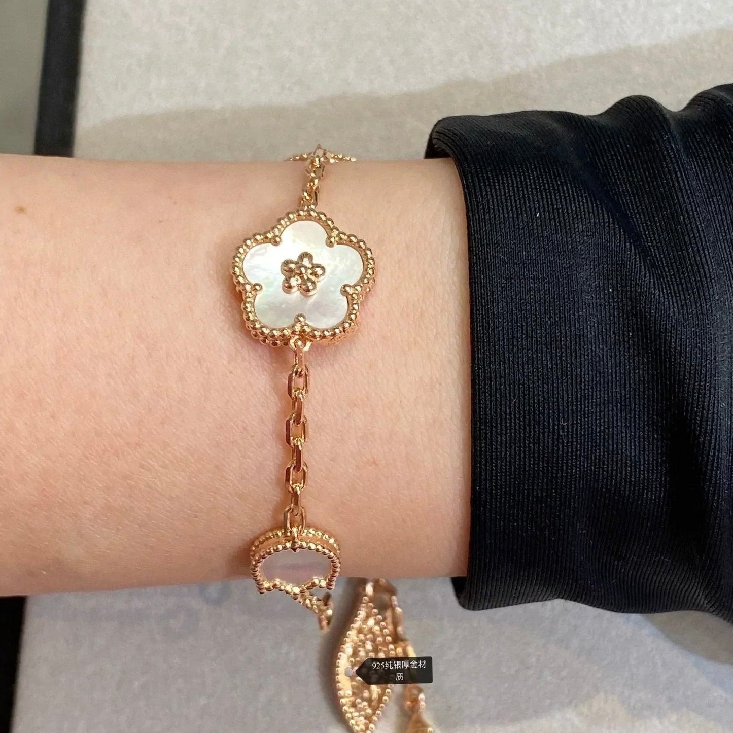 [LUXE] LUCKY SPRING 5 MOTIF BRACELET