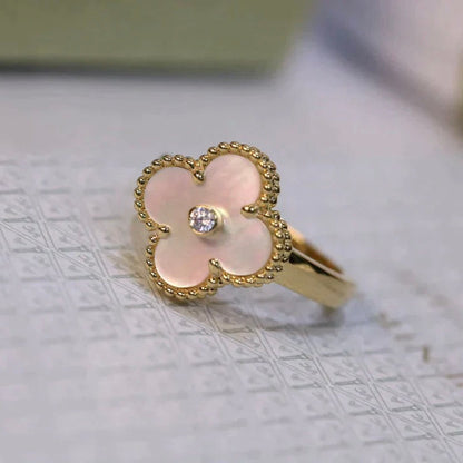 [LUXE] CLOVER PINK MOP RING GOLD DIAMOND