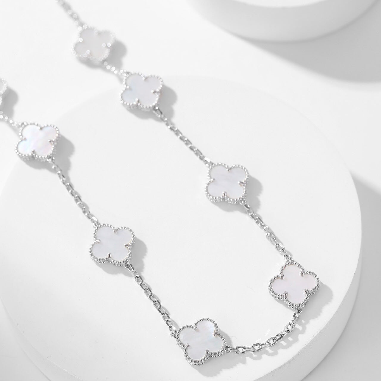 [LUXE] CLOVER 10 MOTIFS WHITE MOTHER OF PEARL NECKLACE