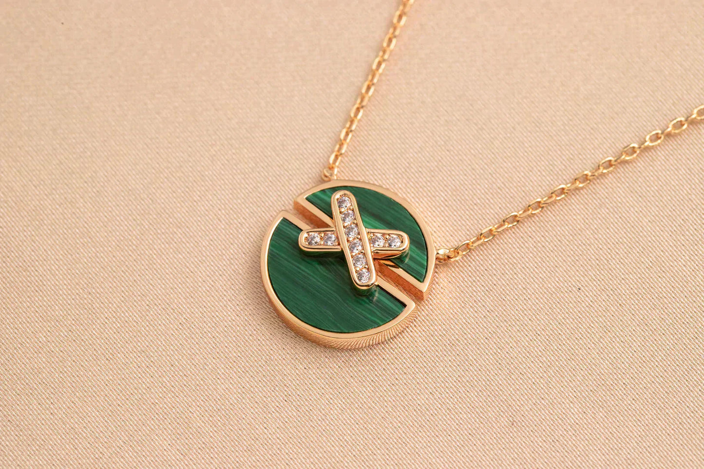 [LUXE]JEUX DE ROSE GOLD DIAMOND NECKLACE